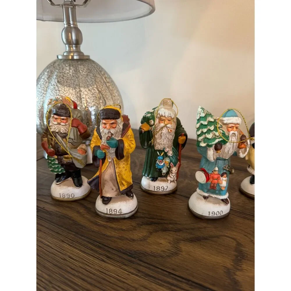Vintage Memories of Santa collection 1990's 19 pieces ornaments